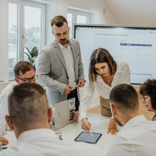 How to Find the Right Virtual Assistant (VA) for Your Business